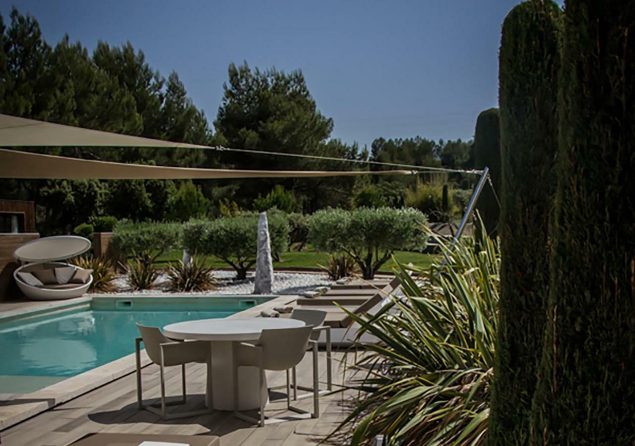 Mas Des Cigales Bed and Breakfast Orgon Buitenkant foto